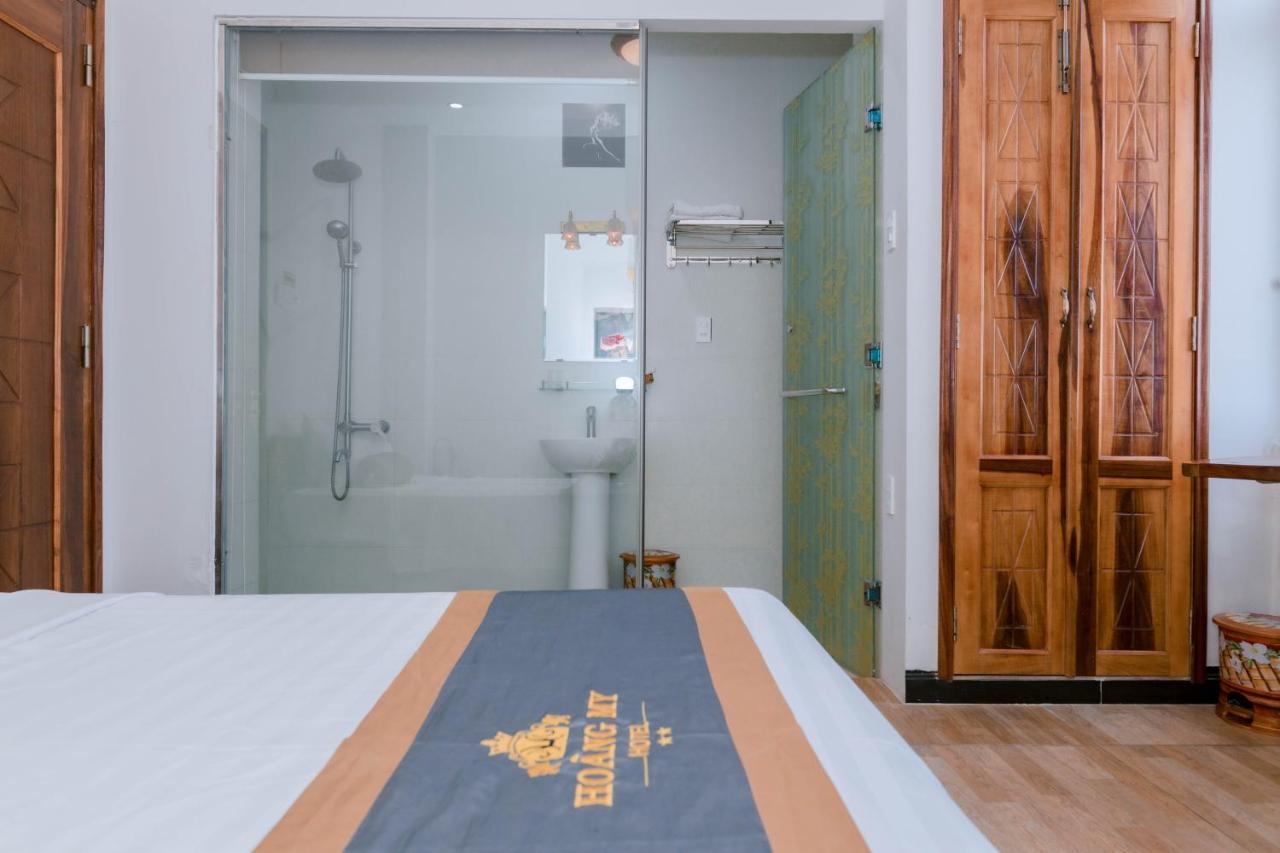 Khach San Hoang My Hotel Туй Хоа Екстериор снимка