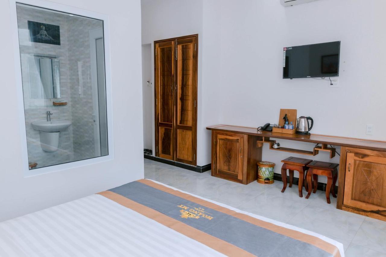 Khach San Hoang My Hotel Туй Хоа Екстериор снимка