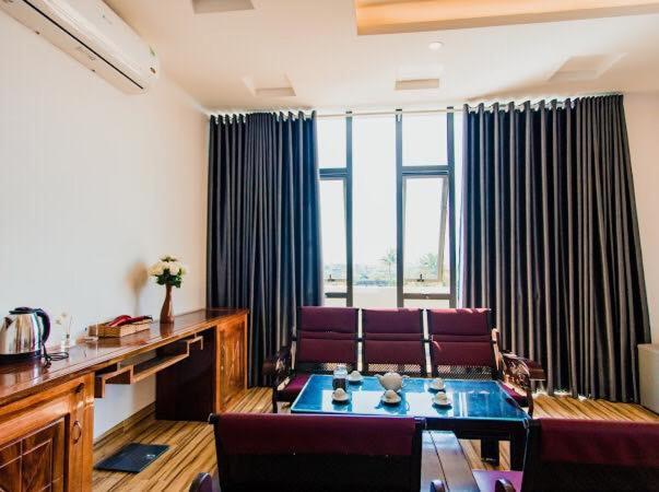 Khach San Hoang My Hotel Туй Хоа Екстериор снимка